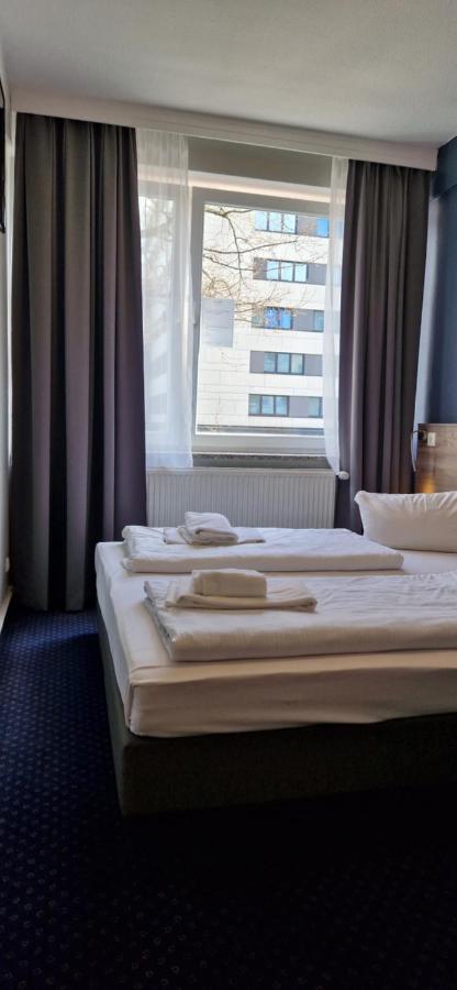 Hotel Mercedes/Centrum Hamburg Exterior photo